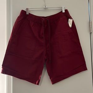 Aeropostale men’s jogger shorts. Size medium. Color burgundy. Brand new.